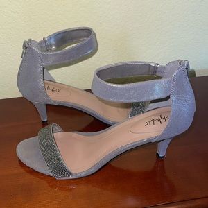 Style & Co phillysgun sparkle toe heal in size 9.5